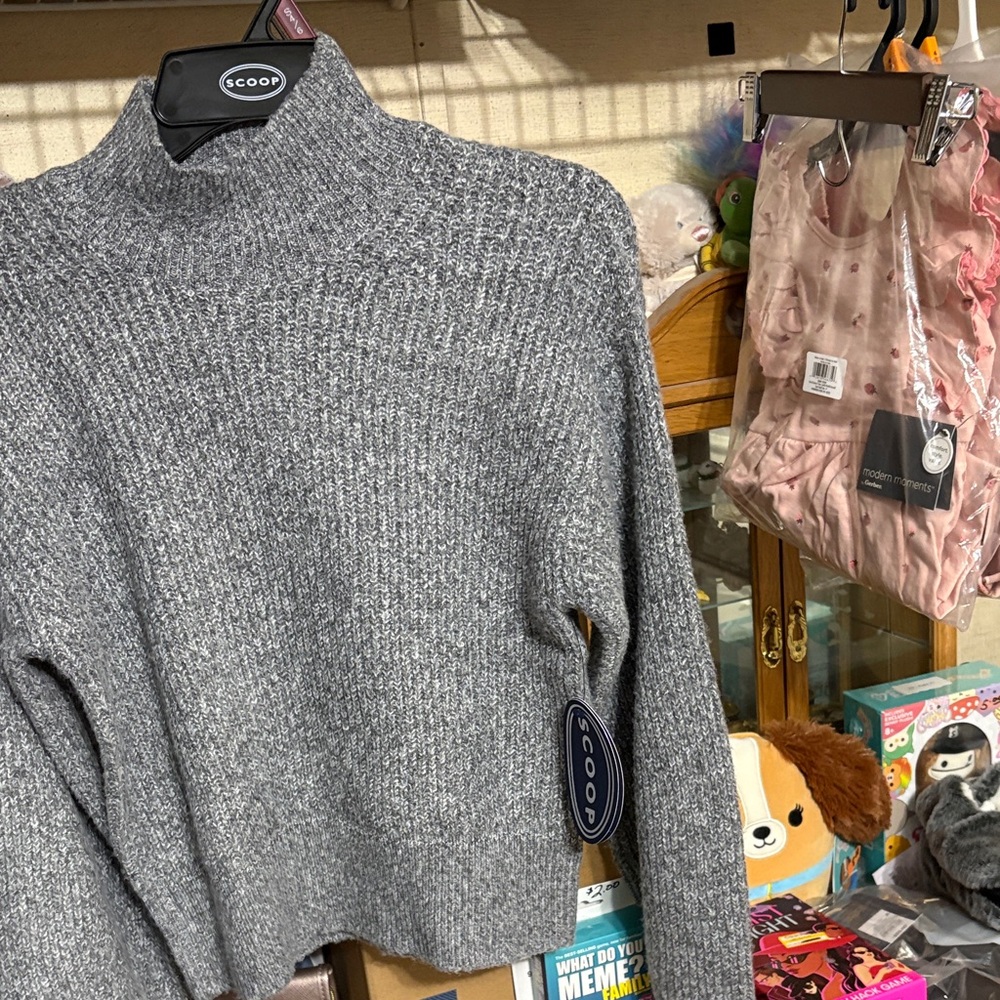 Scoop Women's Gray Turtleneck Sweater